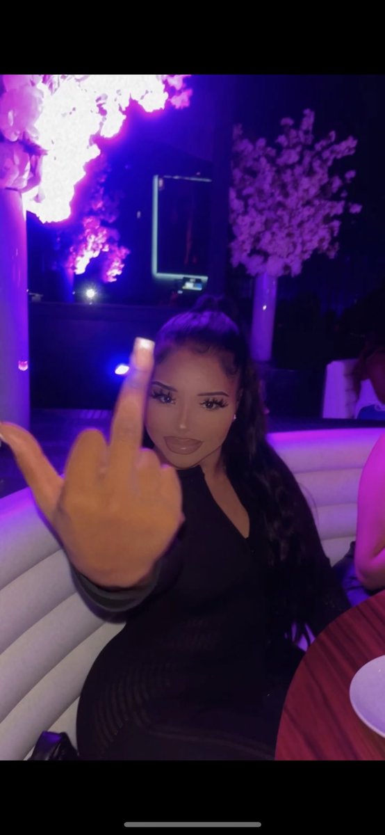 maamimariaah's tweet photo. They say they don’t fuck with me but I say they can’t fuck with me https://t.co/UWpJTYXObi
