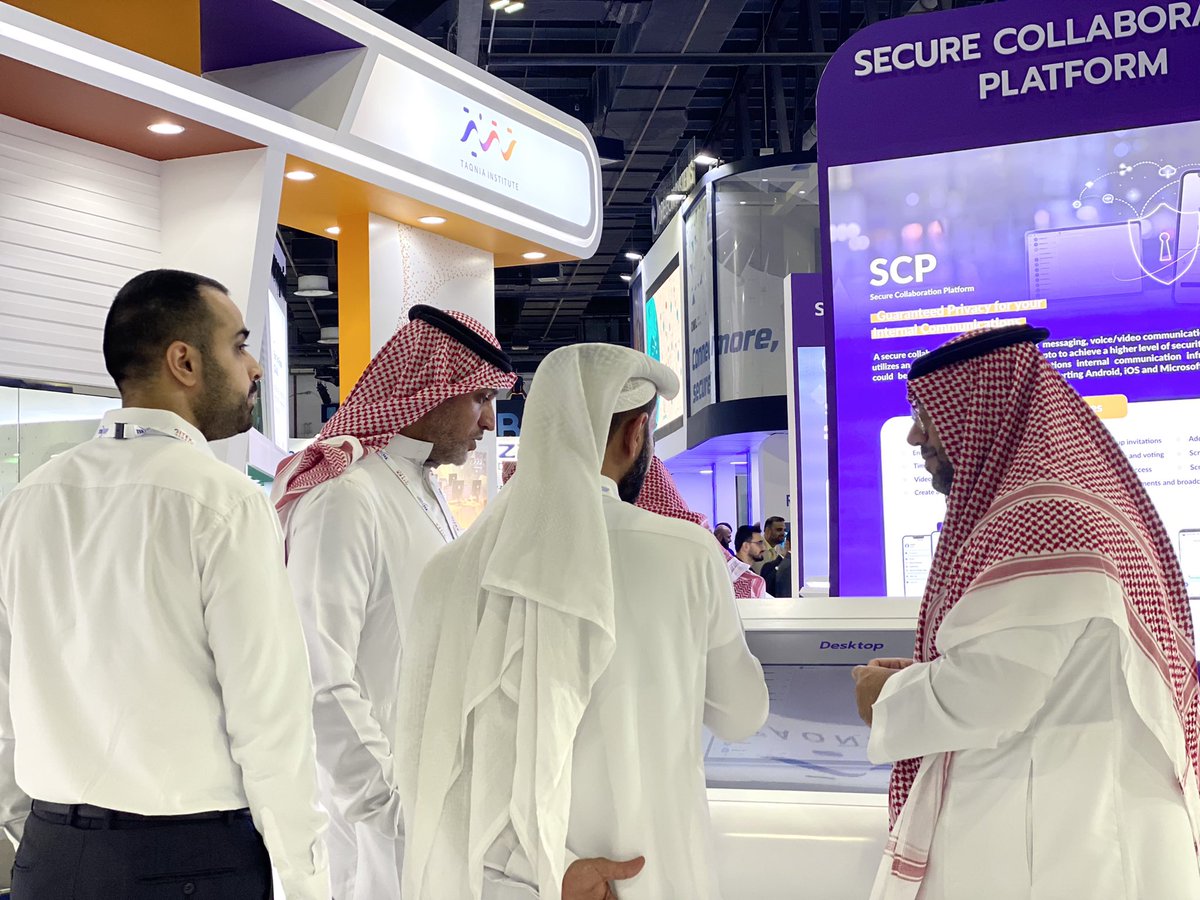 فريق تقنية سايبر يستقبل الزوار مع انطلاقة اليوم الثاني لمعرض #GITEXGLOBAL