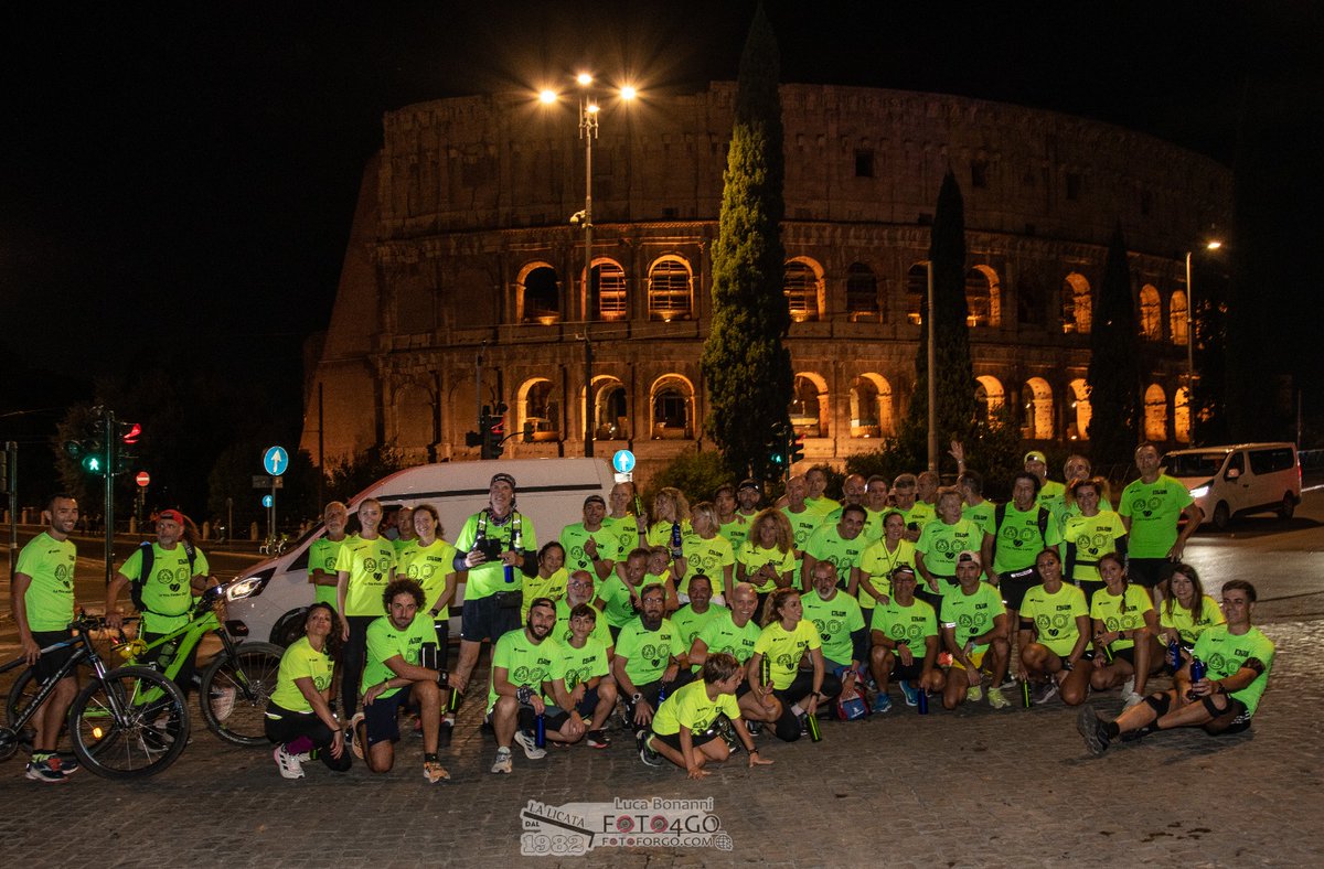 menclamen's tweet photo. #10ottobre #10october
Bar #LaLicata anniversary for 40 years of activity.
#LBMSport organized a really enjoyable event, running and singing though the Rome roads ππΆπΆπΆπββοΈπββοΈπββοΈπββοΈπββοΈπββοΈπΆπΆπΆ https://t.co/XdERQfzMwD