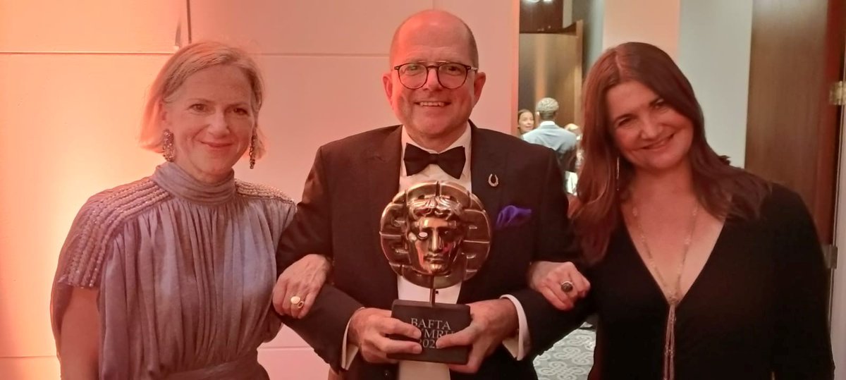 Congratulations again to <a href="/DreamHorseMovie/">Dream Horse</a>'s #StevieHaywood on his #filmsound <a href="/BAFTACymru/">BAFTA Cymru</a>  win! Here's a photo with #KatherineButler, #TracyOriordan with <a href="/SoundsSimpleLtd/">Stevie Haywood</a> on the night! 🎉🍾🏆🏴󠁧󠁢󠁷󠁬󠁳󠁿 llongyfarchiadau!