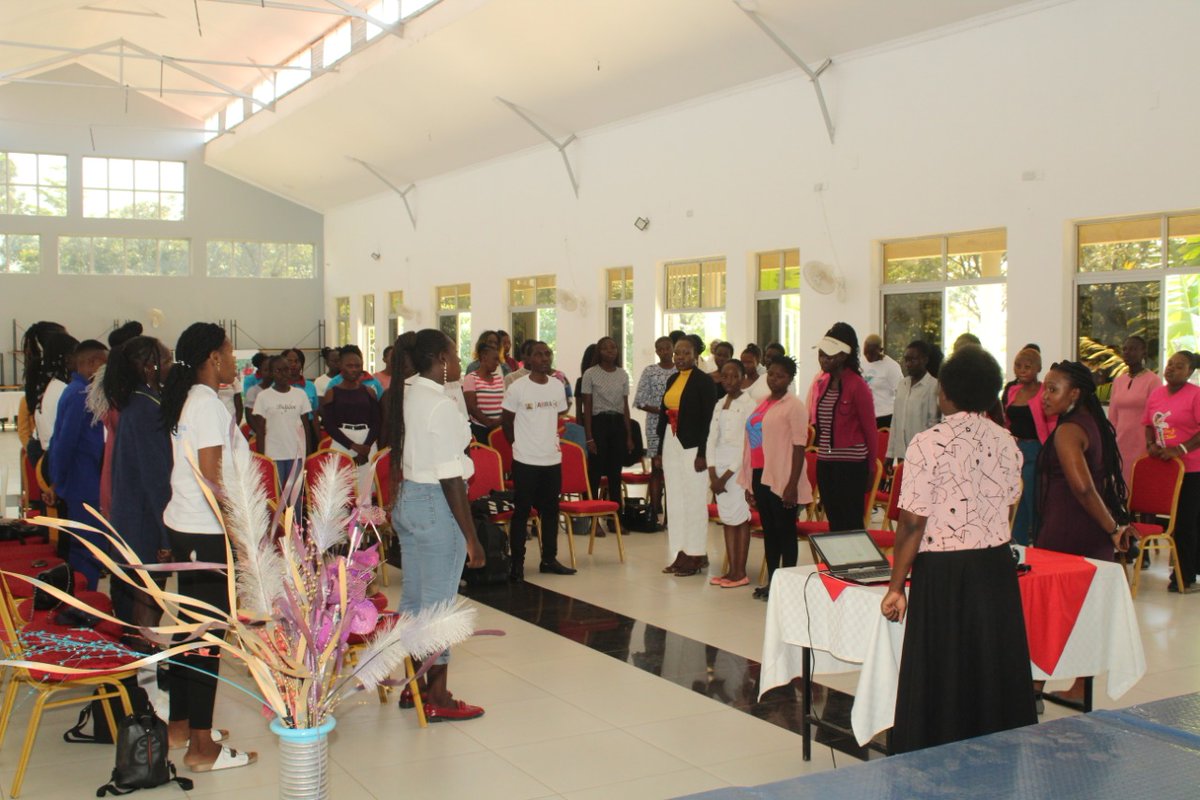 Ayan_Kenya's tweet photo. International day of the girl child.
A girl is a flower and a treasure.
We celebrate you all on this day.
#InternationalGirlChildDay
#Letgirlsbe
#endtripplethreats
@WOVOP_org @KenyaYwca @TinadaOrg @Winamgrassroot2 @TICAH_KE @KELINKenya https://t.co/ZDGjp8T1FS