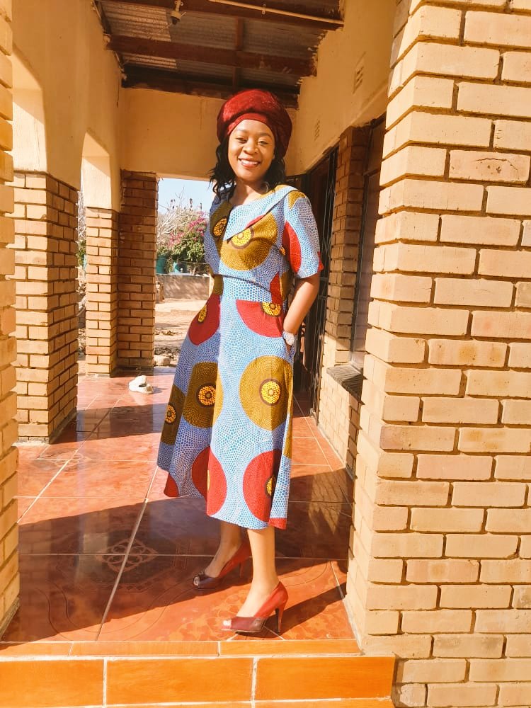 Happy birthday to myself 🎂🎉🥳 with everything I've been going through...I know God loves me 🎉🥳🎉 pls courier cake for me 😂