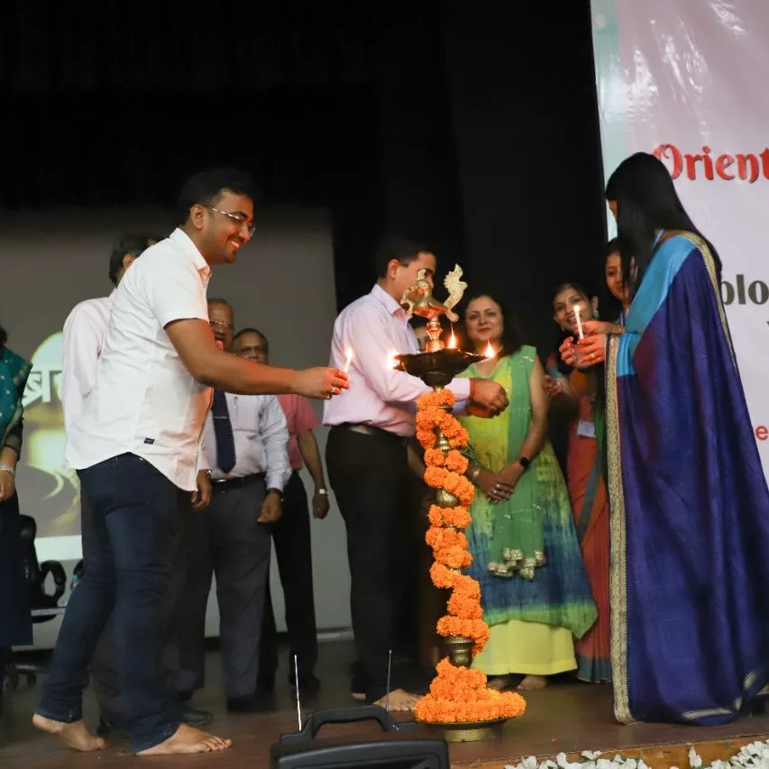 CMYSDPSRU's tweet photo. "Student Orientation Programme"!!
DMYS-Batch-III https://t.co/vdODDk2ttL