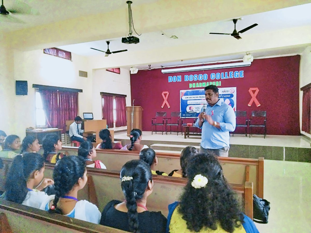 tansacs's tweet photo. As a part of Red Ribbon Club activities,the students of Don BoscoCollege, Dharmapuri Dist.were sensitized on HIV/AIDS,STI& #TANSACS services
@ Experience sharing on positive living by Dist.Level Network representative.
#JoinRRC #Comphrensiveknowledge
@NACOINDIA
@Subramanian_ma https://t.co/EEWPGjKTg7
