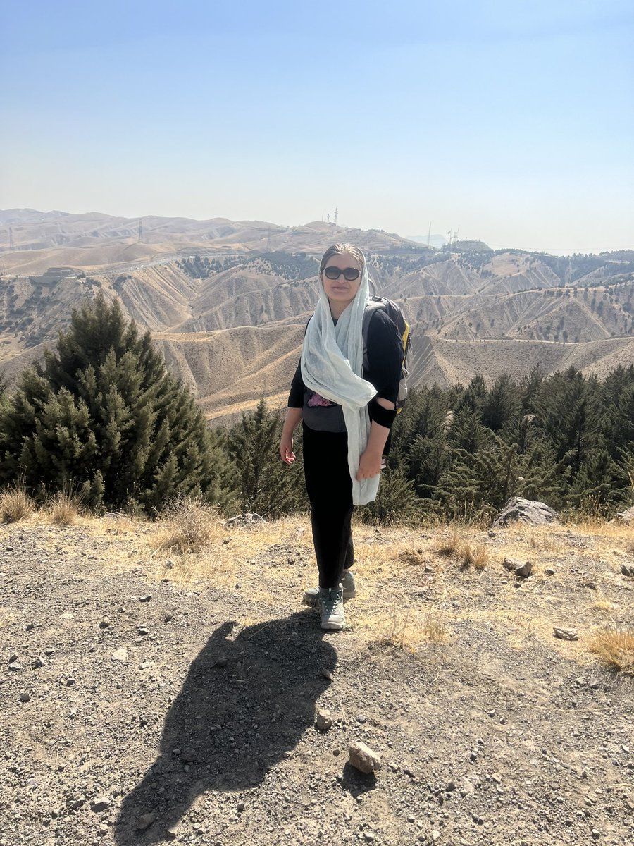 anamzehra86's tweet photo. Hiking Day in Tehran ♥️

#BeautifulMountains ⛰🗻
#ChroniclesofIran 🇮🇷 https://t.co/V8tCKo7KiV