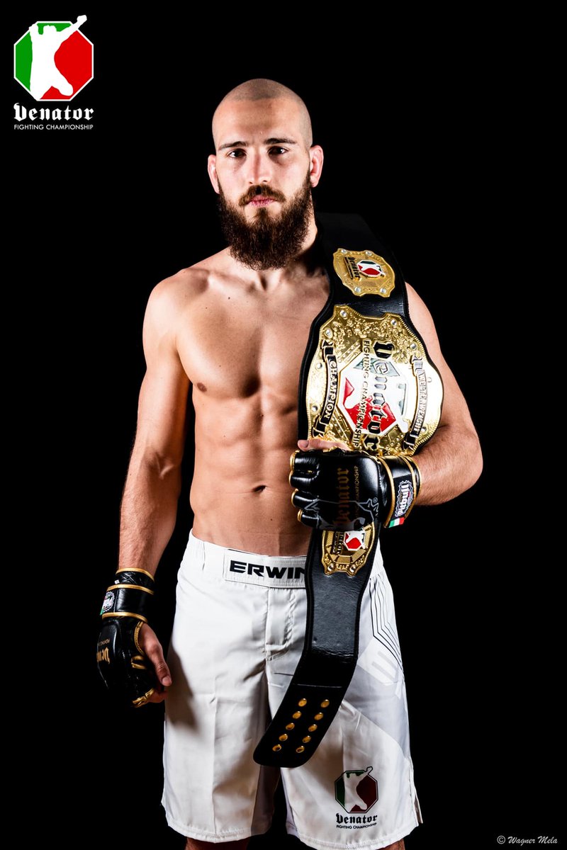 MMAAtleticaBoxe's tweet photo. "Beware of those who don't applaud your successes"
Cit. Stefano Paternò, #venatorfc Champion https://t.co/t51joJ7d7a