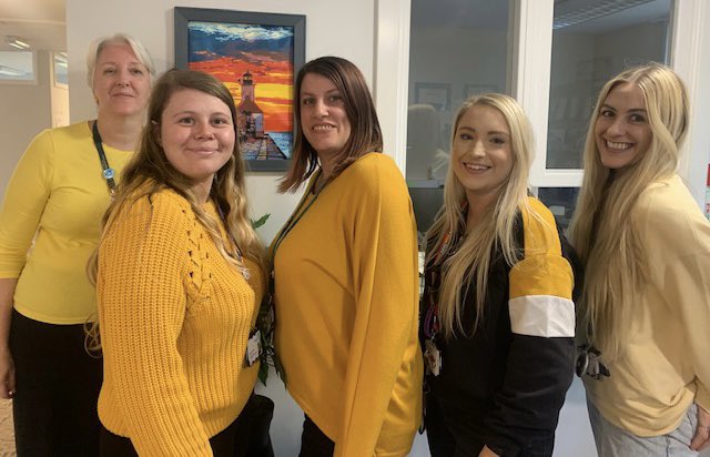 NSFT_ED's tweet photo. 🌼 Big thank you to all of our staff @NSFTtweets for celebrating and supporting #WorldMentalHealthDay2022 &amp; taking part in #HellowYellow showing young people they matter 🌼 @NurseNRampling @drsarahmax https://t.co/r9BHGhleBC