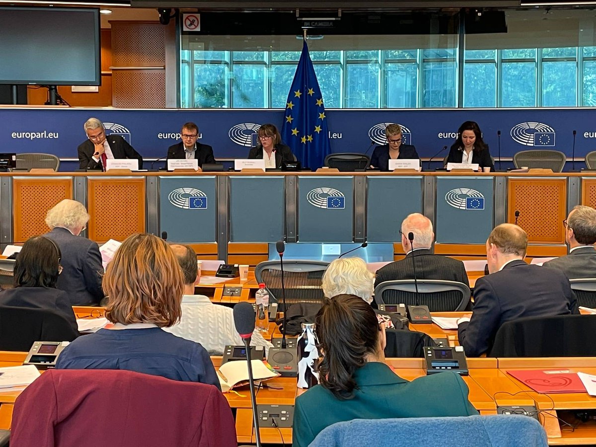 UNICEF Representation to EU Institutions (@unicef_eu) on Twitter photo Thank you <a href="/mcecilerouillon/">Marie-Cécile Rouillon</a> <a href="/dragos_pislaru/">Dragoș Pîslaru</a> <a href="/MariaWalshEU/">Maria Walsh MEP</a> <a href="/EU_Social/">EU Social 🇪🇺</a> & partners for highlighting the importance of putting children at the center of decision-making today at #WhatMakesMe <a href="/UNICEFInnocenti/">UNICEF Innocenti</a> report launch.
📍Full report here: bit.ly/3SQD0Tb Thank you <a href="/mcecilerouillon/">Marie-Cécile Rouillon</a> <a href="/dragos_pislaru/">Dragoș Pîslaru</a> <a href="/MariaWalshEU/">Maria Walsh MEP</a> <a href="/EU_Social/">EU Social 🇪🇺</a> & partners for highlighting the importance of putting children at the center of decision-making today at #WhatMakesMe <a href="/UNICEFInnocenti/">UNICEF Innocenti</a> report launch.
📍Full report here: bit.ly/3SQD0Tb