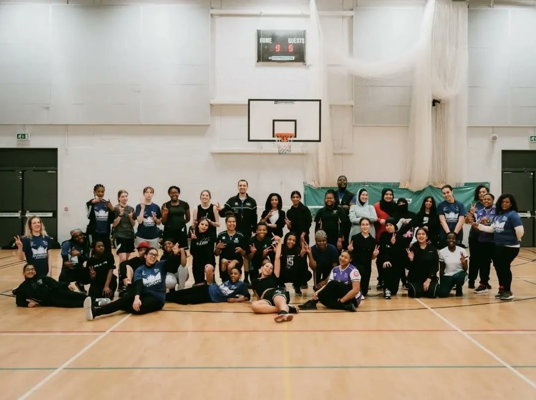 GuardianBallers's tweet photo. THE GIRLS COMMUNITY HUB STARTS WEDNESDAY! 🏀✌️🌎

6 months after the Spring Gub success, WE'RE BACK! 🚀

Another 35+ Girls aged 11-18 signed up to be empowered to #BallBeBetter

#gbcommunityhub #girls #guardianballersuk #mentalhealth #girlsbasketball #community #wellbeing https://t.co/jSNLNYA7b8