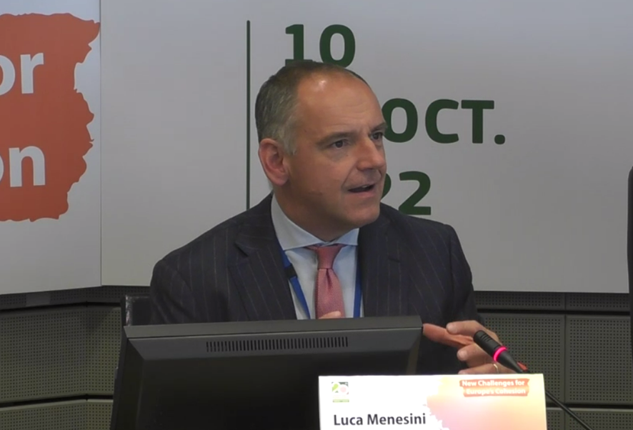 intdiba's tweet photo. 💬@Luca_Menesini from @Provincia_Lucca (IT): "We talk a lot in schools about Europe, rights &amp; opportunities. We need Europe able to adapt to youth needs. EU Institutions have a huge power in making people know what Europe can do for young people" #EURegionsWeek #YouthEmpowerment https://t.co/k64AEtWXny
