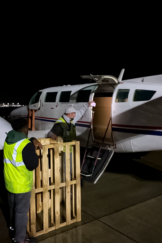 CharterSync's tweet photo. We recently chartered a Cessna F406 from OST to BHX, carrying time-critical automotive supplies π«
Check out some images of the #cargo being loaded onto the #aircraft below π
#AirCargo #AirFreight #SupplyChain #FreightForwarder #AirFreightLogistics #AirFreightService #Airport https://t.co/MJgrc50KIv