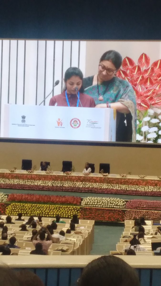 Poonamm1611's tweet photo. Truly empowered and honored to be a part of #BetiyanBaneKushal, a National Conference on Skilling in Non-traditional livelihoods for Girls held at Vigyan Bhawan. Aimed at #digitalempowerment and #skillbasedlearning 4 young girls and women. Gratitude @kandhari_ekta @RashmiJ9993214 https://t.co/qfb0wamUN1