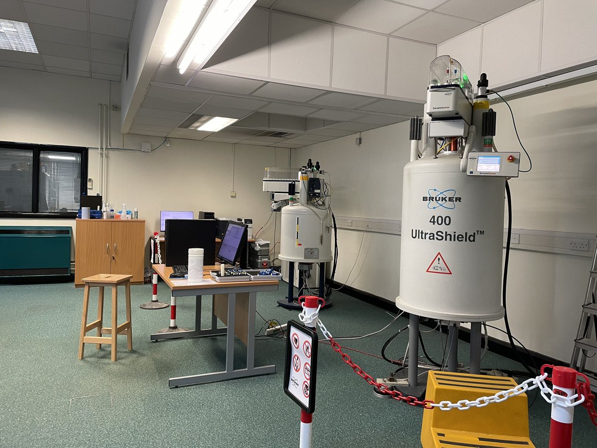 chem_U_nicate's tweet photo. Kick starting the day with measuring my NMR samples on my own.
#newskill #400MHz #NMR @ChemistryCU https://t.co/UWt5475dIA