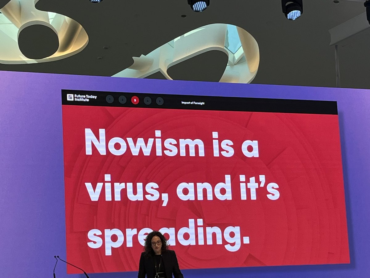 Melodena's tweet photo. The challenge leaders face is #Nowism, living in the present and not looking at the #future. @amywebb https://t.co/fRsZDOR0eM