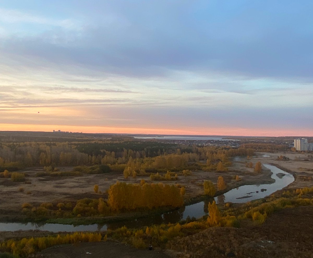 LadyPrima336's tweet photo. Красивая осень😍 https://t.co/ytq9SVqrPP