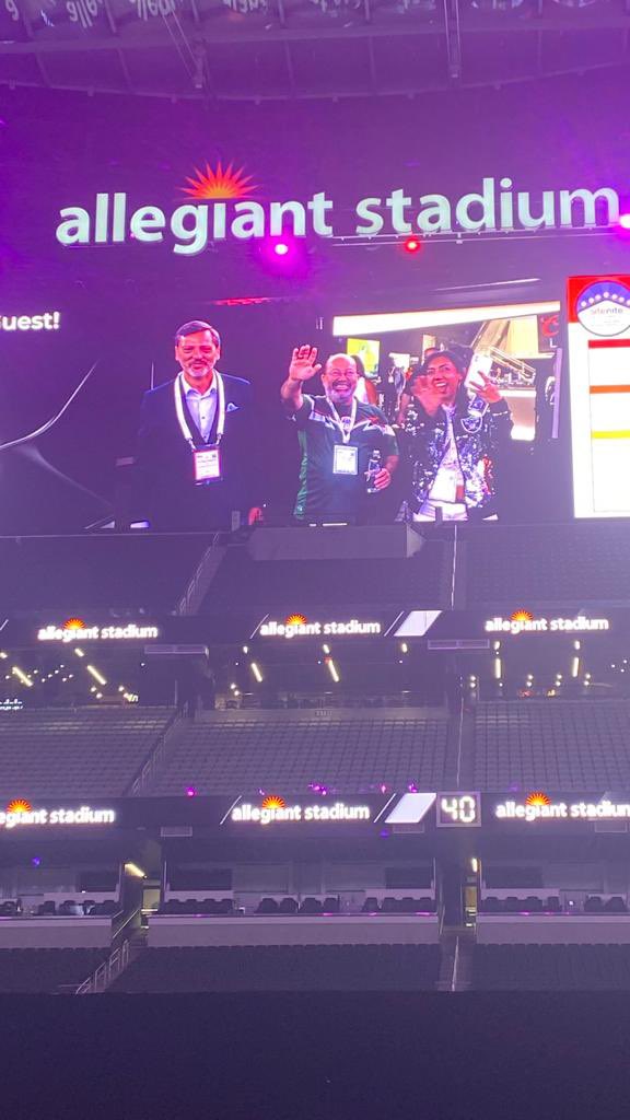 echaillo's tweet photo. What a fun and engaging #SiteNite at the @AllegiantStadm great food, great competitions, networking opportunities. Bravo @SITEGlobal /strategic partners, #imex22 https://t.co/XcNDhzpK6i