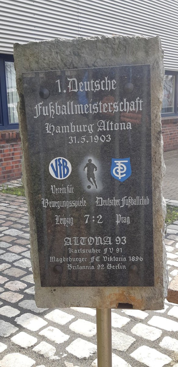TaiGinseng's tweet photo. @basch86football Am Spielort des ersten Finals 1903 steht heute übrigens eine Druckerei. #DFCP #Lok https://t.co/jGp4YLCvHG