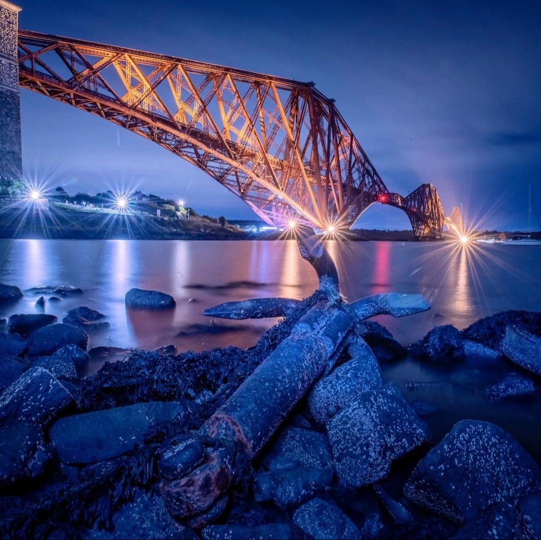 Photographed by paul_watt_photography (IG)
.
Beautiful shot of the Forth Bridge
