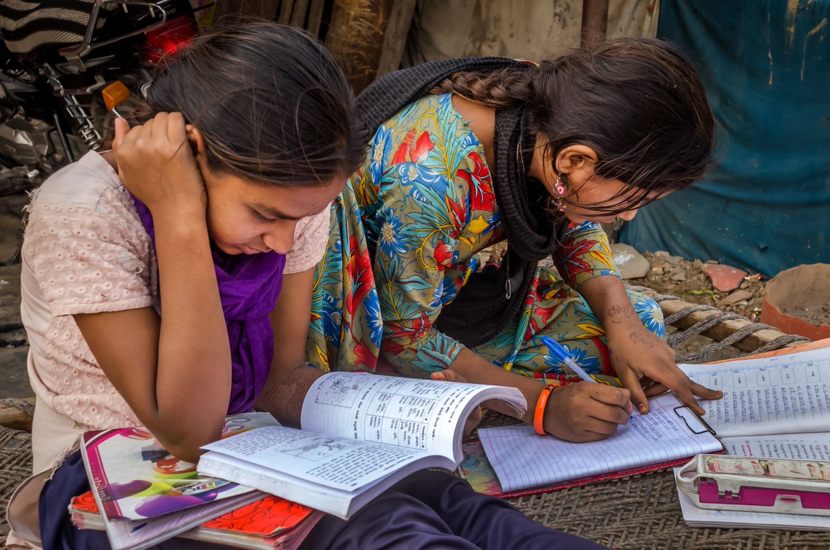 FIP_org's tweet photo. Today on the 10th anniversary of the #InternationalDayOftheGirlChild, the @UN highlights that girls still face challenges that threaten their physical &amp; mental #health. #FIPWiSE Rising Stars program promotes positive female #pharmacy role models for girls: https://t.co/9G6BHXLj8Q https://t.co/kaT8FcZWQO