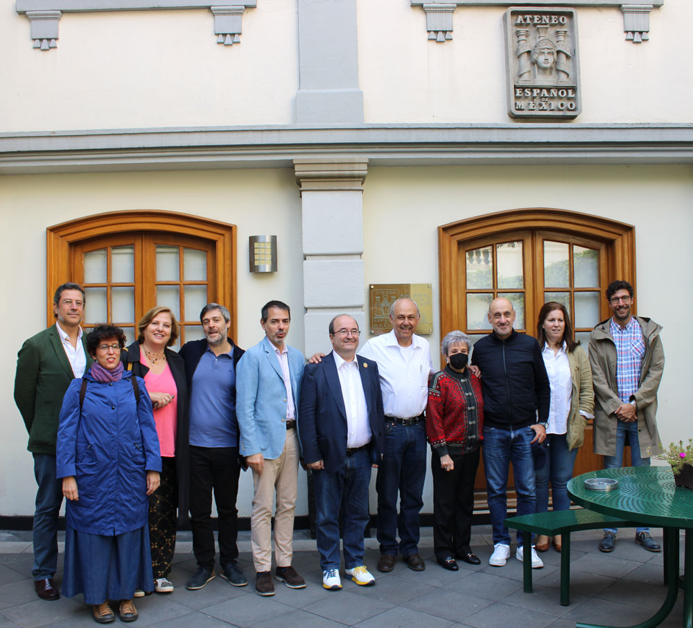 martinezgajulio's tweet photo. Miquel Iceta, Ministro de Cultura y Deporte del Gobierno de España, visitó el Ateneo Español de México

https://t.co/TKQnInsAfM https://t.co/iZBDrswNAa