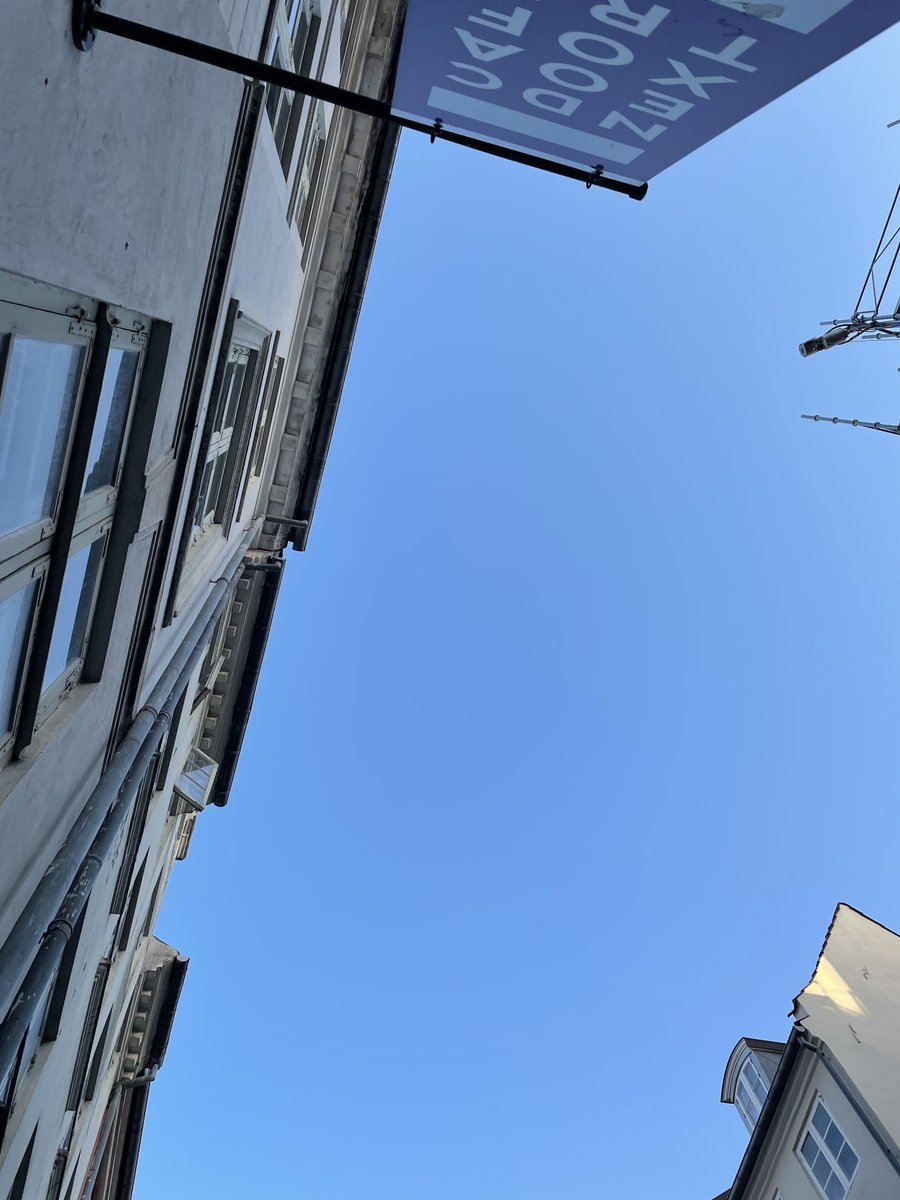 ChrisMShern's tweet image. Today starts with ❤️ and ☕️
#MyCPHcommute #nextdoorcafe