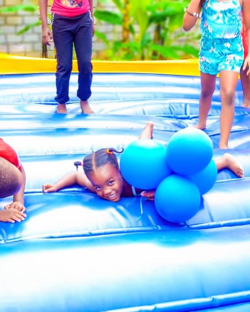 kids_powerhouse's tweet photo. Book one of our many bouncing castles. Just message or call us and we shall bring the Party to you! 

#birthdays #kidsparties #bouncingcastles https://t.co/leMF2AIAL4
