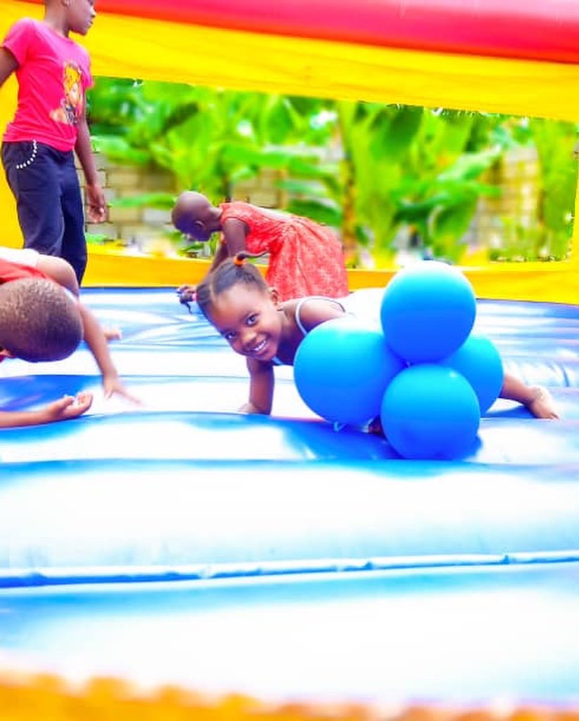 kids_powerhouse's tweet photo. Book one of our many bouncing castles. Just message or call us and we shall bring the Party to you! 

#birthdays #kidsparties #bouncingcastles https://t.co/leMF2AIAL4