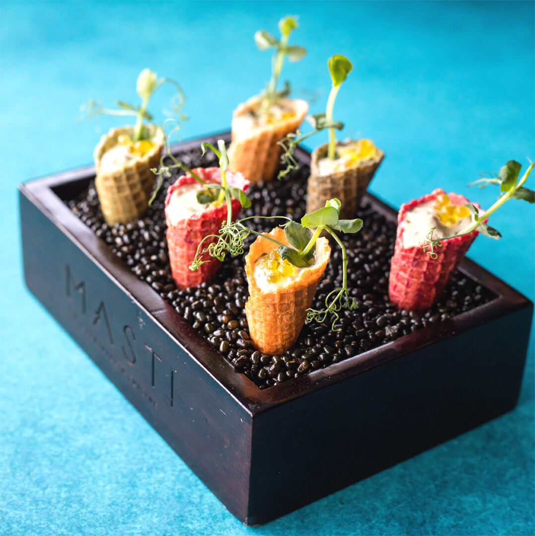 PrashantC1815's tweet photo. ๐ ๐ง๐ฟ๐๐ณ๐ณ๐น๐ฒ ๐๐ผ๐ป๐ฒ - One of my most popular creations at Masti Dubai Restaurant.
A appetizer most frequently ordered by patrons.
#dubairestaurants #cheflife #hospitalityindustry #chef #prashantchipkar https://t.co/ZfWzmCDZKB