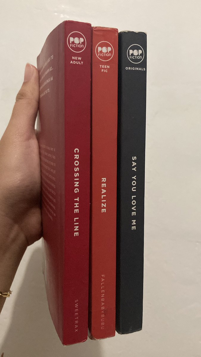 dindinscart's tweet photo. #din_sells

these pre loved books need new loving owners !! baka want niyo, bigay kona to 90 each, 260 if take all 🥰 since yung edges ng paper is medyo yellow na ~ free pf + sf

MOP : gcash
MOD : ggx

dm for more deets ☕️ https://t.co/6dBkOBlNUd