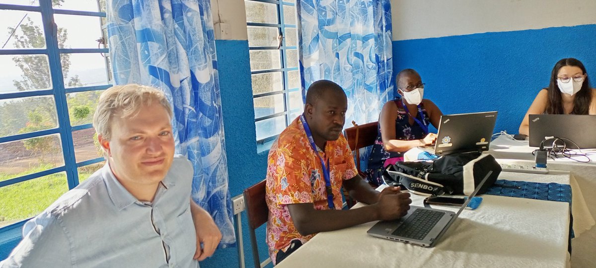 MuteesaIRoyal's tweet photo. Week 2 Day 2 #ISSU2 : Training on Cross-Cultural Survey Research facilitated by Prof.@ChristofWolf President @gesis_org ,Dr.@HenningSilber Team leader Survey Operations Team- SDM department @gesis_org and Robert Ssentamu the M.D-Wilsken Agencies LTD. 
@VolkswagenSt https://t.co/InbCkla2Wj