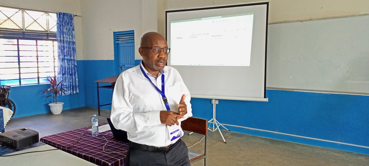 MuteesaIRoyal's tweet photo. Week 2 Day 2 #ISSU2 : Training on Cross-Cultural Survey Research facilitated by Prof.@ChristofWolf President @gesis_org ,Dr.@HenningSilber Team leader Survey Operations Team- SDM department @gesis_org and Robert Ssentamu the M.D-Wilsken Agencies LTD. 
@VolkswagenSt https://t.co/InbCkla2Wj