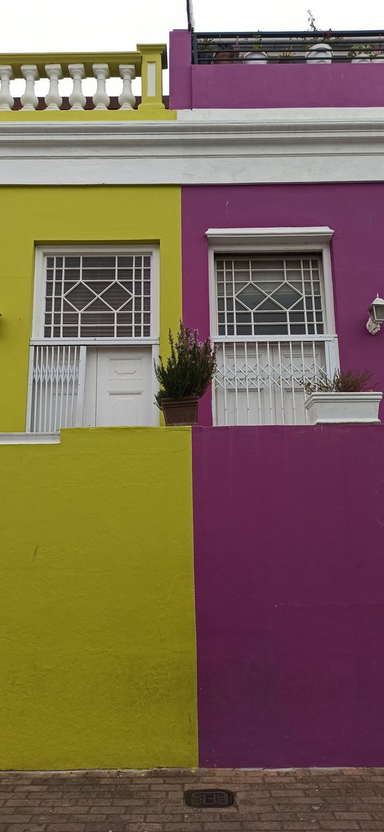PeinandoTierra's tweet photo. Más de Bo-Kaap. https://t.co/xht7q3vz0D
