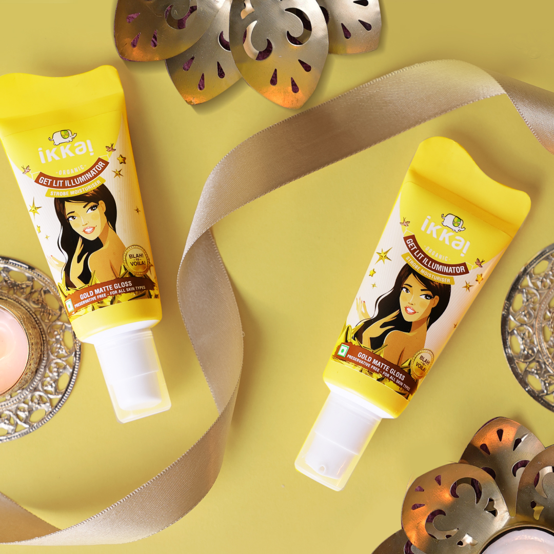 ✨🔥Look gorgeous this festive season with Get LIT Illuminator Strobe Moisturiser Gold Matte by your side. Its easy-to-blend hydrating formula that uplifts dull and tired-looking skin like a pro and gives a soft dewy sheen.

#ikkaibeauty #festiveseason #festivevibes #tuesdayvibe