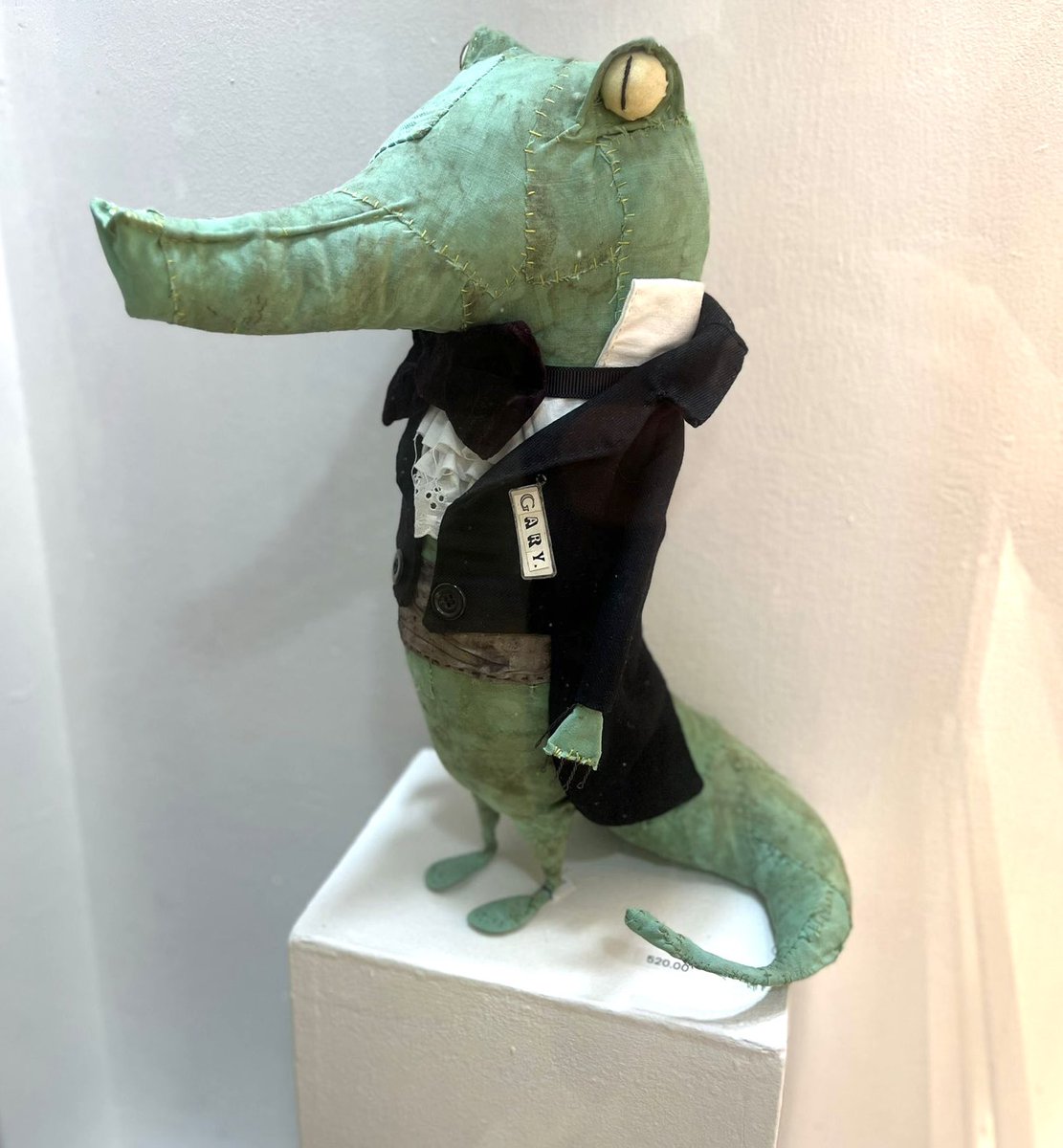 CraftLeeds's tweet photo. Can’t visit our #40years shows which opened at the weekend? Don’t you worry! You can now view all of our photographs online. Just head on over to our #whatson page https://t.co/dUJBlTdER5 click on the show you want to take a peek at &amp; enjoy! #virtualgallerytours coming soon too! https://t.co/rVvd0Aibqm