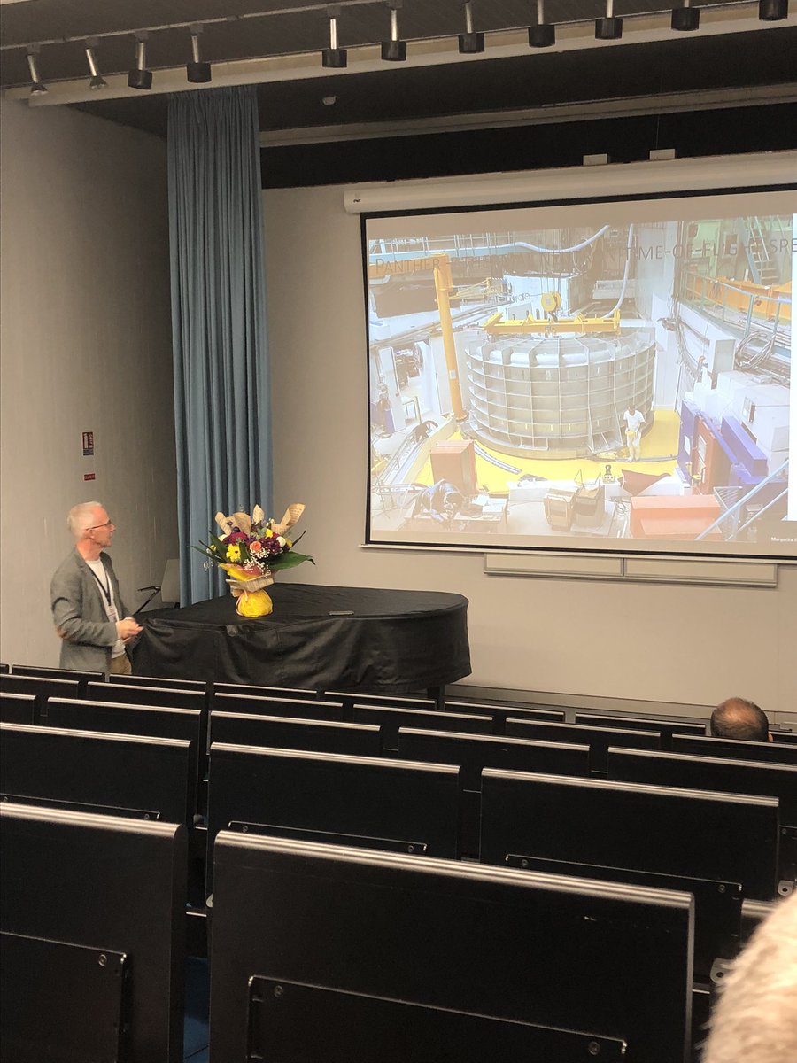 MedAouane's tweet photo. Another week, another conference… This time it’s back @ILLGrenoble! Starting off the workshop with an intro from @MarkJ_Neutron about instruments and how to use them when it comes to confined materials. 🥳 https://t.co/9fdYddyB4U
