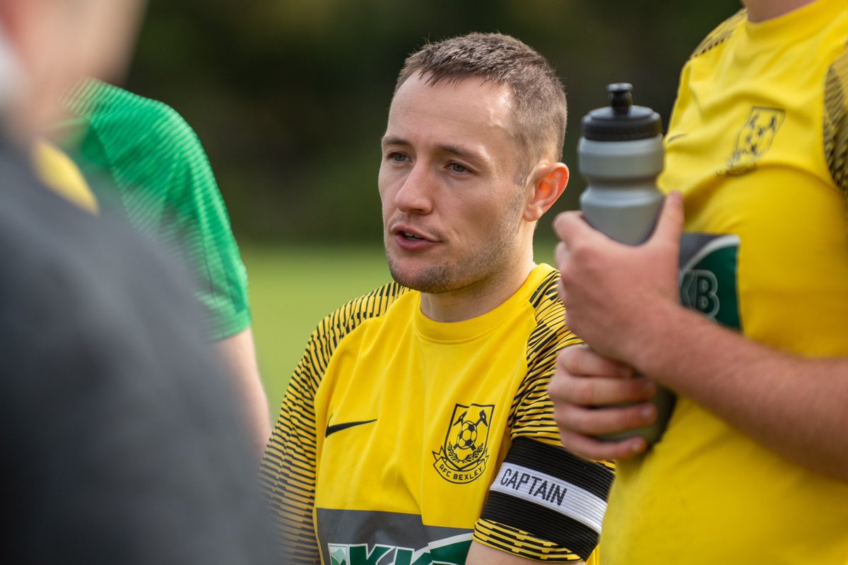 afc_bexley's tweet photo. Planning the second half comeback! Focused. 

📸 by @KayrPhotos https://t.co/NGqNSn6TOu