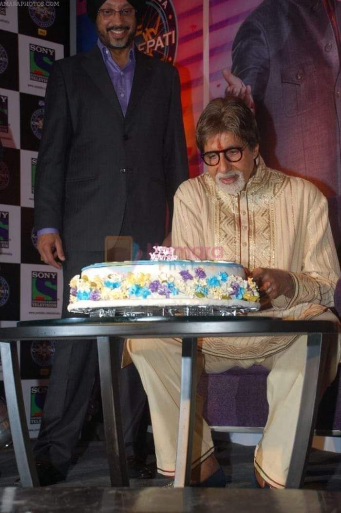 Happy Birthday superstar Amitabh Bachchan. Many many happy returns of the day. 
