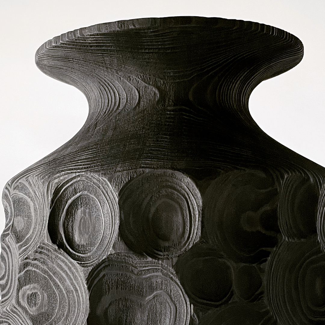 EleanorLakelin's tweet photo. Column Vessel, Sequoia, 2022
New work created for @padesignart with @sarahmyerscoughgallery. PAD opens to the public tomorrow - from 12 to 16 October.
.
.
.
#timeandtexture #sequoia #Padesignart #PADlondon #darkmatter #columnvessel #carvedform#sculpturalwood #sculptor #sculpto https://t.co/u6OGC9r9cy
