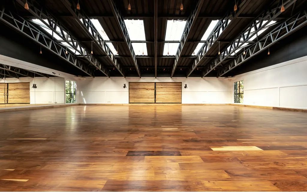 Timeless_Timber's tweet photo. The perfect #dancefloor does not exi-
We absolutely love how our client's #polishedTeak dancefloor turned out! 😍. 
Our premium quality #Teak assures them of durability with its natural shock absorbing qualities. This floor will withstand hard use from epic #party nights. https://t.co/kEaCKD5WgP