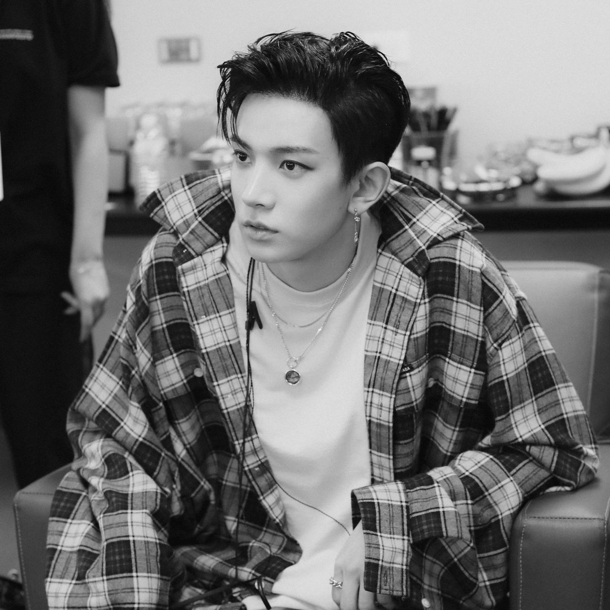 hourlylhs's tweet image. so fine #heeseung