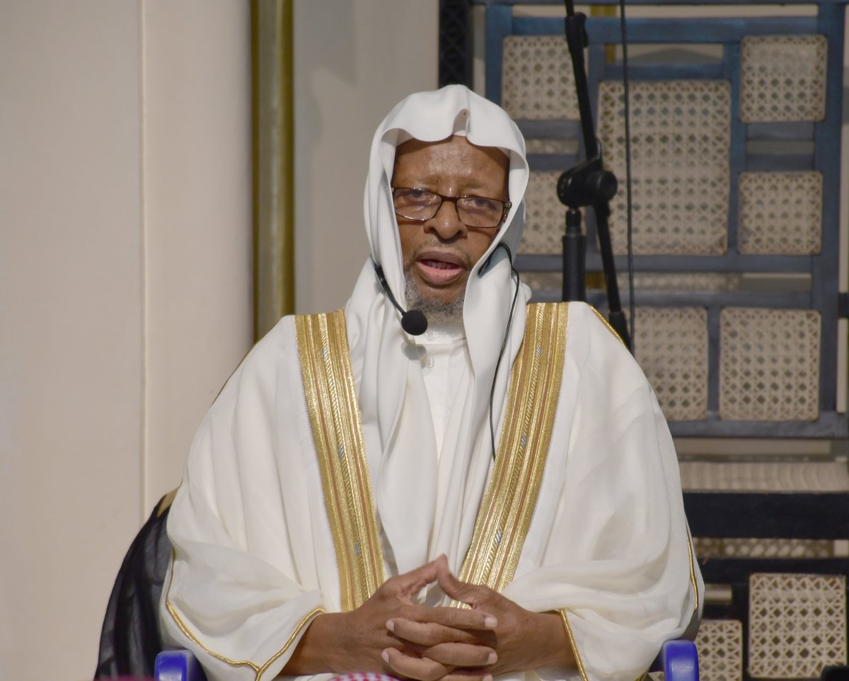 إِنَّا ِلِلَّٰهِ وَإِنَّا إِلَيْهِ رَاجِعُونَ
Jamia Mosque Committee Nairobi regrets to inform you of the demise of Imam Sheikh Muhammad Swalihu this morning in Nairobi. Since 1995, Sheikh Swalihu has served as an Imam at the Masjid.Funeral arrangements will be disclosed shortly.