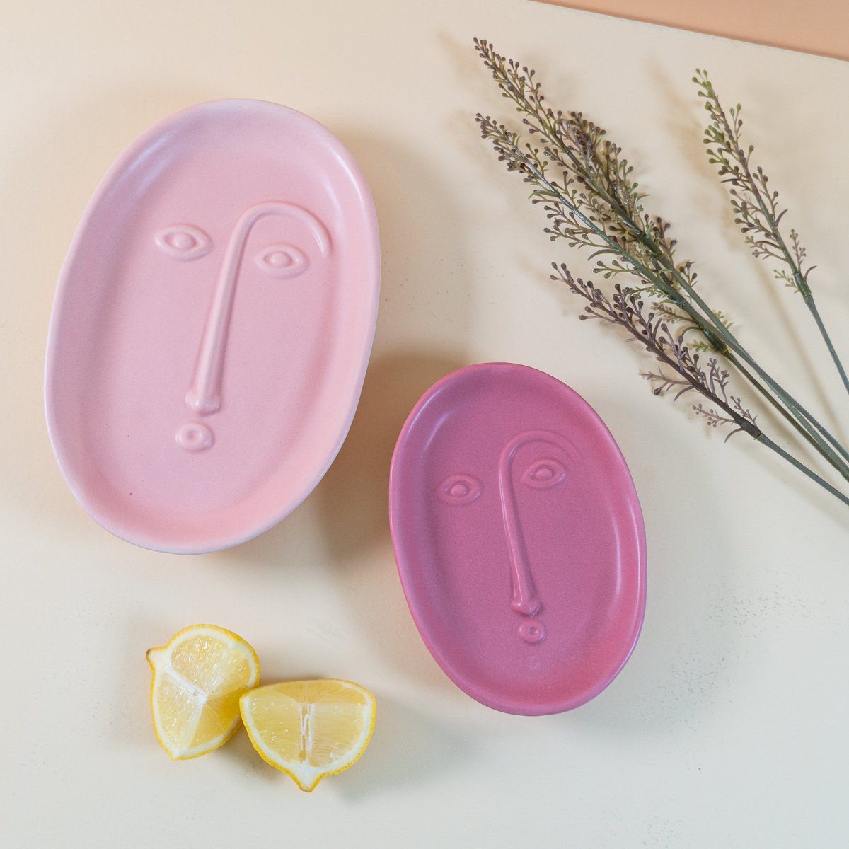 Who said plates need to be boring?
Price السعر: 89.00 QAR ريال قطري
من قال أن الأطباق يجب أن تكون مملة؟