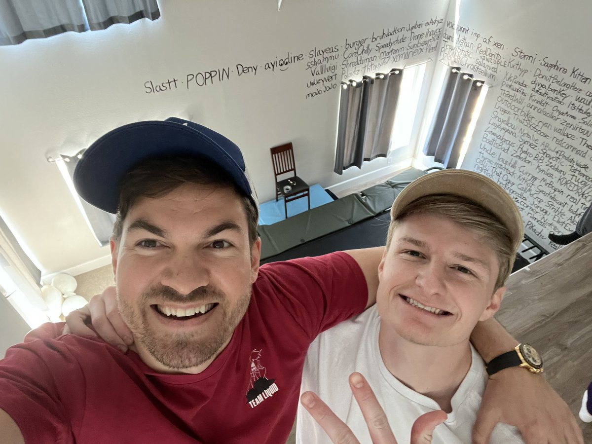 AverageJonas on Twitter "This mfer has a trampoline in his house"