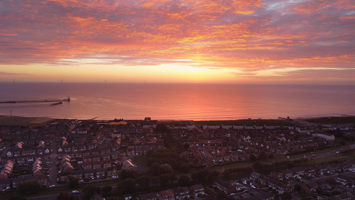 Sunrise from 100ft above my house.

I love Northumberland.

<a href="/ThePhotoHour/">#ThePhotoHour</a> <a href="/StormHour/">#StormHour</a> <a href="/BBCNEandCumbria/">BBC North East</a> <a href="/ChrisPage90/">Chris Page - Weatherman</a> <a href="/itvnews/">ITV News</a> #northumberland #blyth #sunrise #photography #drone #dji <a href="/DJIGlobal/">DJI</a>