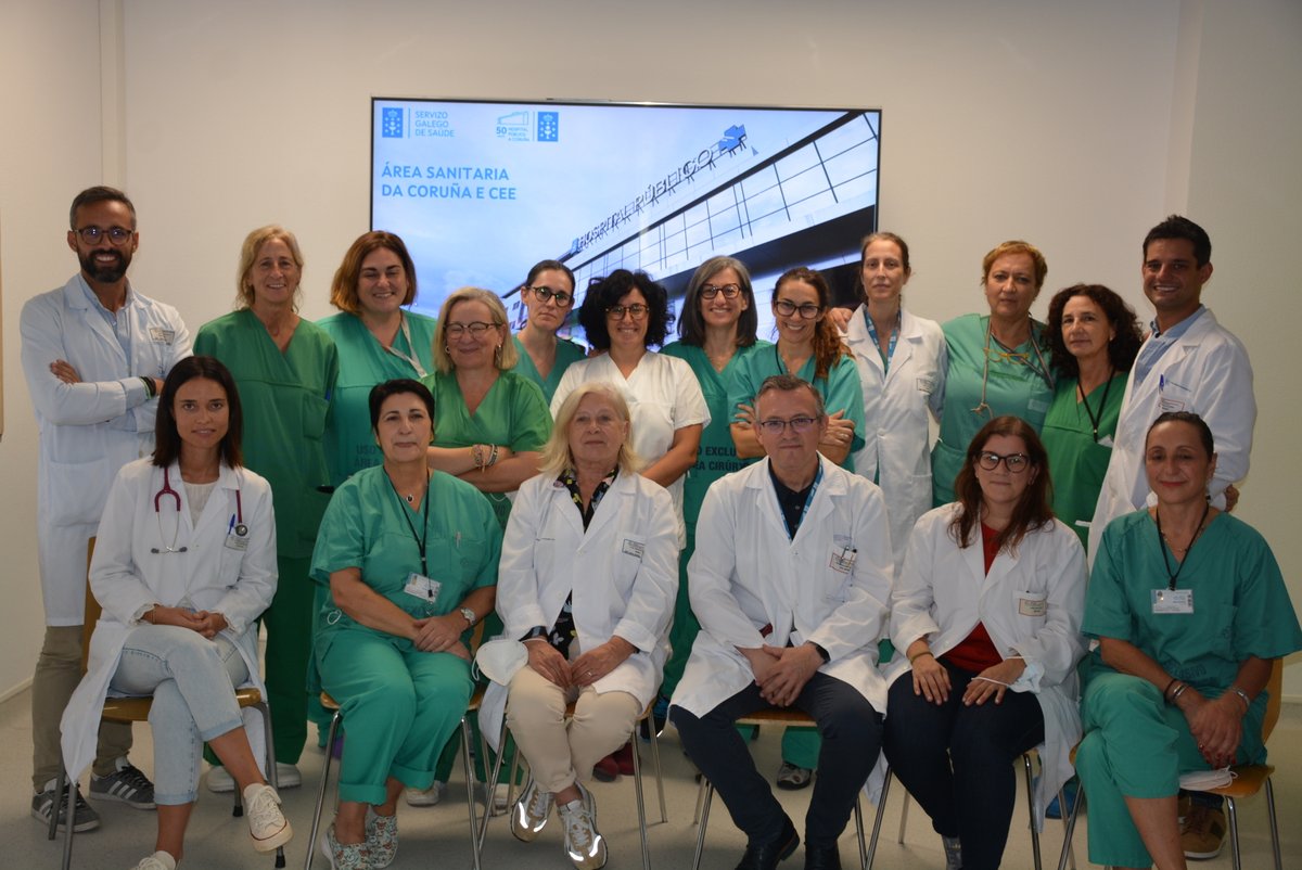 ➡️El equipo de Cirugía Cardíaca del Hospital Público de A Coruña ha realizado con éxito el primer trasplante cardíaco infantil en un menor con un corazón artificial❤️#50anosHUAC