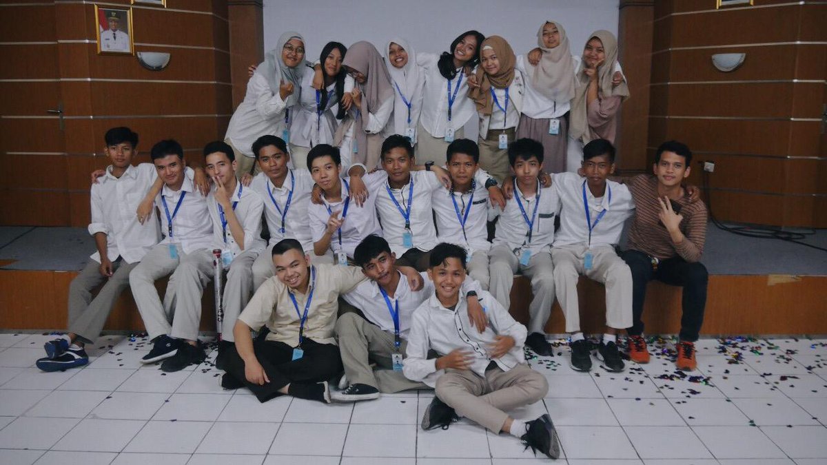 Dhety_'s tweet photo. memories of internship #3 https://t.co/UEromoXwFs