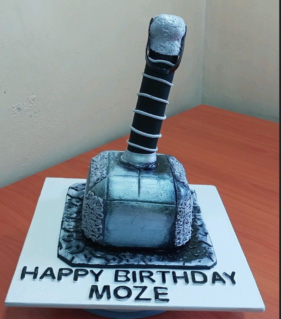 kui_tanayan's tweet photo. Hammer cake..
#beautifulcake #cakesinnairobi #cakes #nairobicakes #cakesofinstagram #birthdaycakes #nairobibakers #cakesdecorating #birthdaycake #bestcakesinnairobi https://t.co/VNJkgX9gqt