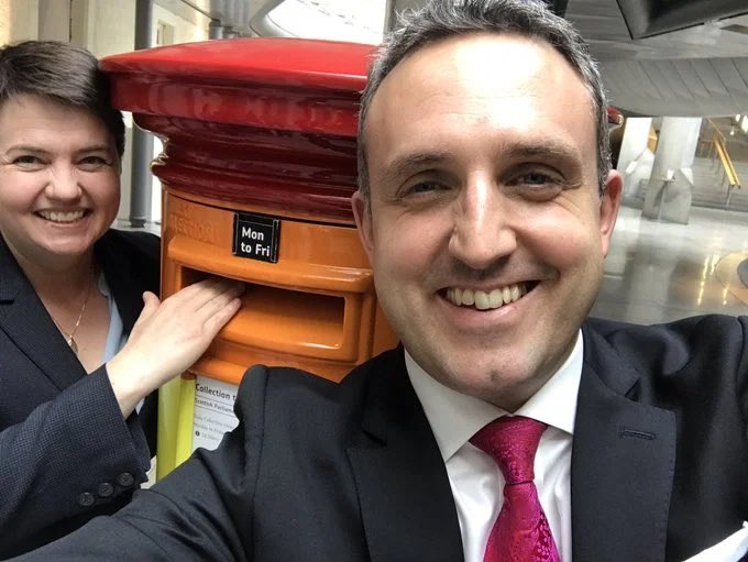 hoopslad67's tweet photo. @scotlibdems #tuitionfees #Torycoalition #phuqueuemaree https://t.co/o69AogjgzE