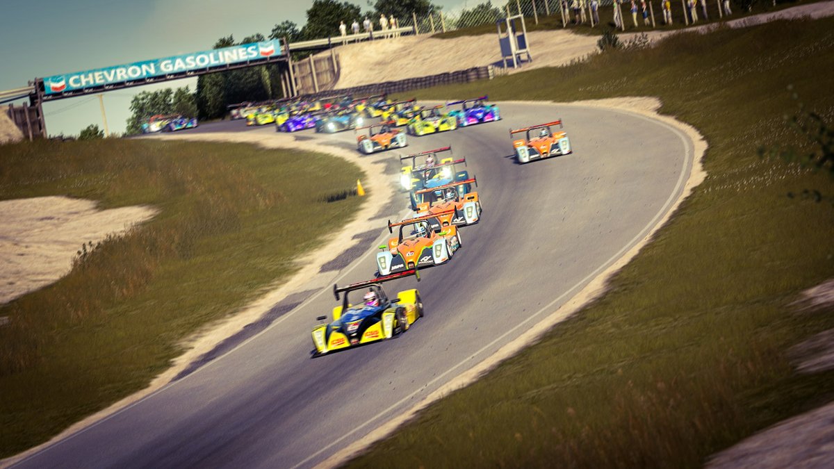 AH_eSportsTeam's tweet image. Un, dos, tres, SIGAMOS !! 💪💪💪

Triple podio en la #CSS Norma Challenge división Oro de @SimuRacer en el circuito de Bridgehampton.

P1 @DavidPenads
P2 @ClemenFernn
P3 @kkirilovOficial
P10 @csrfrz

Próxima cita Road Atlanta en 15 días !