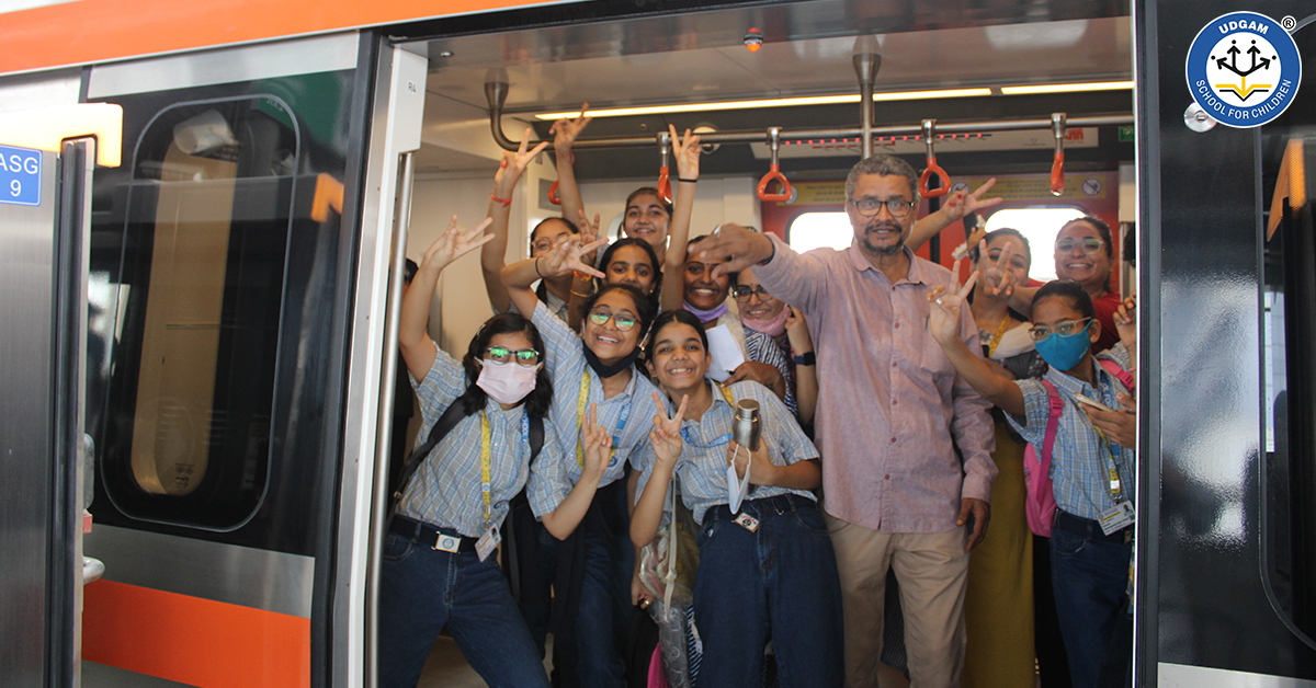UdgamSchool's tweet photo. Glimpses of the Metro ride with the honorable Education Minister Shri Jitendra Vaghani @jitu_vaghani organized for students on Saturday as part of Gujarat Government's efforts to raise awareness in which more than 1000 Udgamites participated.
#Ahmedabad #AhmedabadMetro

@mgchoksi https://t.co/39OgtzSnw8